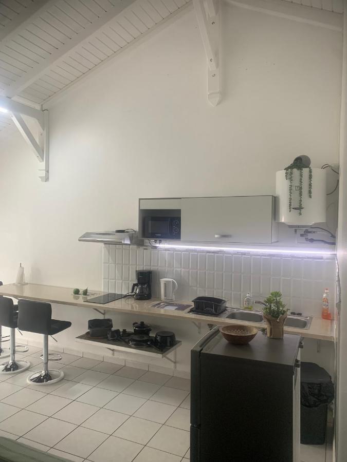 Appartement Transit Affaires - Loisirs à Pointe-à-Pitre Extérieur photo