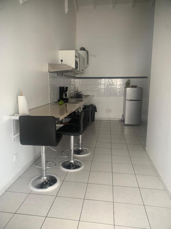 Appartement Transit Affaires - Loisirs à Pointe-à-Pitre Extérieur photo